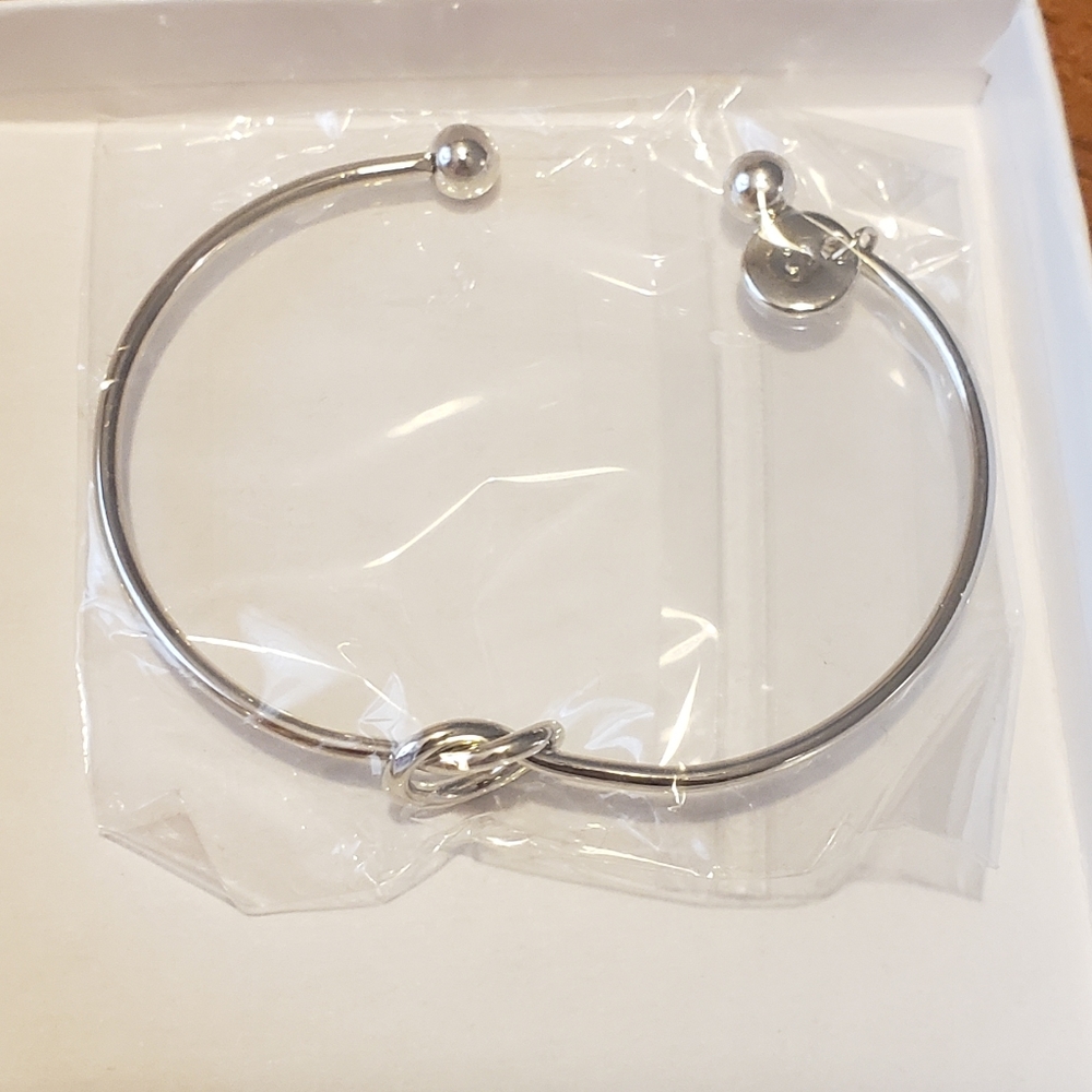 Tie the knot, "S"  Cuff NWOT - Picture 4 of 4